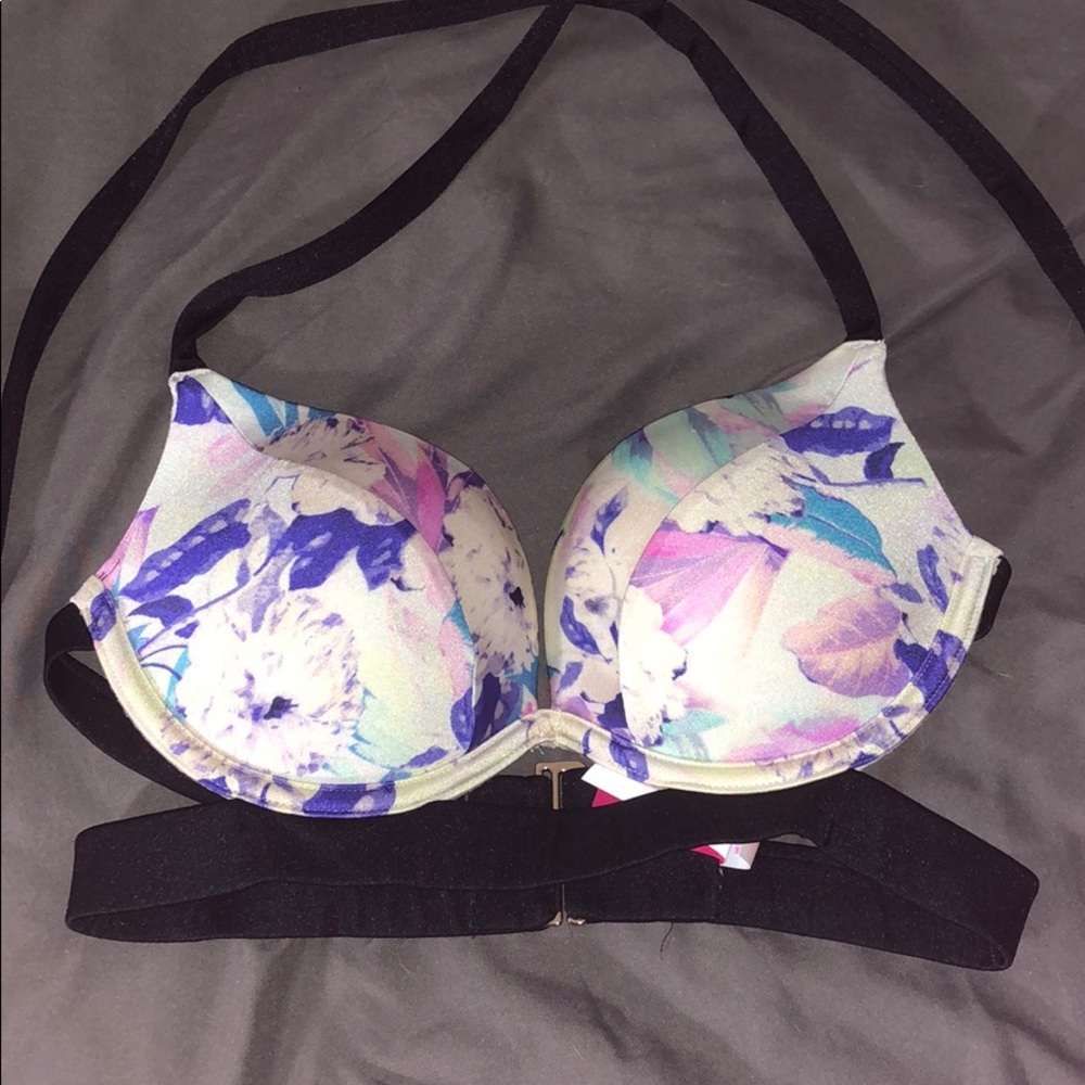Push up Victoria’s Secret Swim Top
